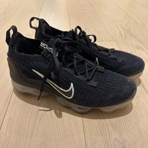 Nike Air Vapor Max in black